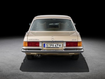  Mercedes 450 SEL 6.9 zadebiutował 45 lat temu